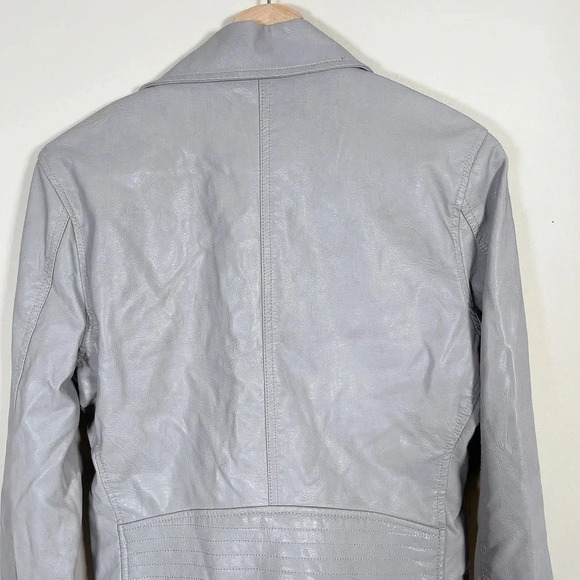 BLANKNYC | LIGHT GREY BIKER FAUX LEATHER JACKET - Picture 12 of 14